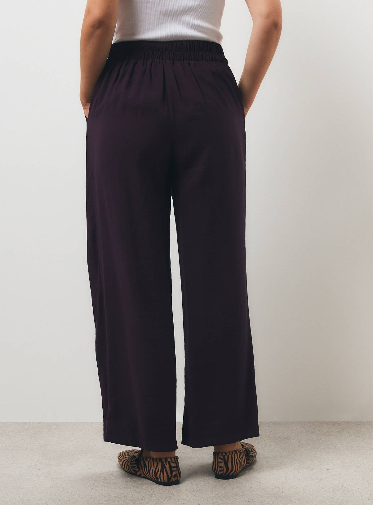 Dark Purple Wide Leg Pleated Trousers 24 - Image 4